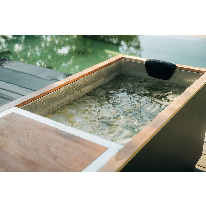 Detailaufnahme des Winthera Ice Pro mit sichtbarer Eisschicht – integrierte Eisgenerierung an allen Innenwänden.